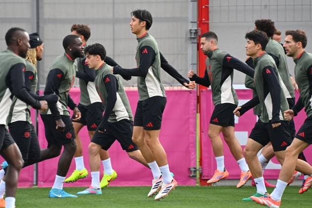 Spieler,Hiroki ITO (Bayern Muenchen,Mitte). Abschlusstraining am 03.11.2025 Fussball Champions League,Saison 2025 26 Paris Saint Germain- FC Bayern Muenchen