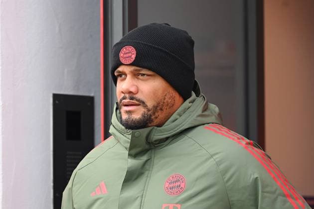 Trainer Vincent KOMPANY (Bayern Muenchen),Einzelbild,angeschnittenes Einzelmotiv,Portraet,Portrait,Porträt. Abschlusstraining am 03.11.2025 Fussball Champions League,Saison 2025 26 Paris Saint Germain- FC Bayern Muenchen