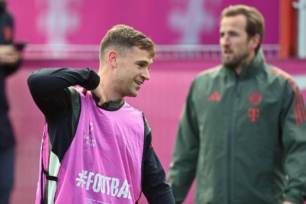 Joshua KIMMICH (Bayern Muenchen), hi.Harry KANE (Bayern Muenchen). Abschlusstraining am 03.11.2025 Fussball Champions League,Saison 2025 26 Paris Saint Germain- FC Bayern Muenchen