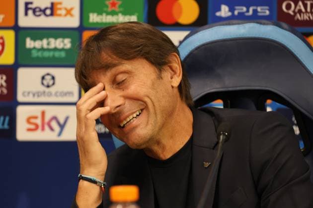 SSC Napoli press conference, PK, Pressekonferenz champions league 2025 26 Antonio Conte of SSC Napoli during a press conferenze for the 2025 26 champions league on the 3rd of November 2025 in Naples, Italy, Credit:Fabio Sasso Avalon Italy, Campania, Naples  Copyright: xFabioxSassox xAvalonx 1050072477