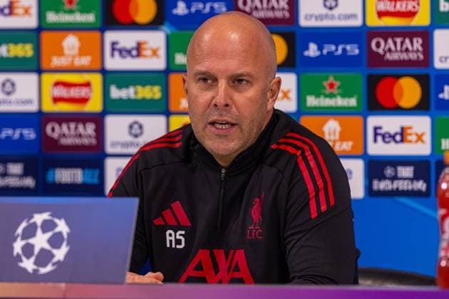 Football - UEFA Champions League - League Phase - Liverpool FC v Real Madrid CF - MD-1 LIVERPOOL, ENGLAND - Monday, November 3, 2025: Liverpool s head coach Arne Slot during a press conference, PK, Pressekonferenz at Anfield ahead of the UEFA Champions League game between Liverpool FC and Real Madrid CF. (Photo by David Rawcliffe Propaganda) LIVERPOOL Anfield MERSEYSIDE ENGLAND  Copyright: xDavidxRawcliffex P2025-11-03-Liverpool_Real_Madrid_MD-1-55