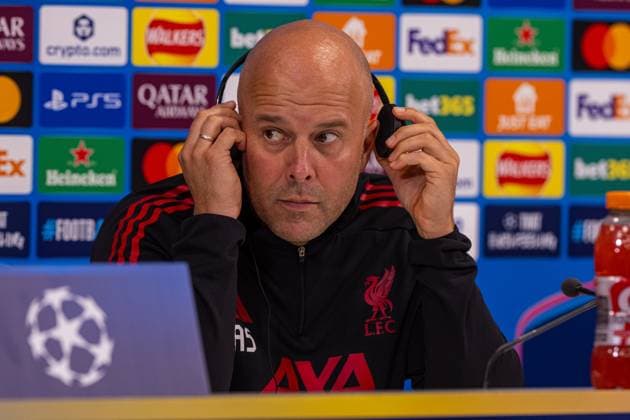 Football - UEFA Champions League - League Phase - Liverpool FC v Real Madrid CF - MD-1 LIVERPOOL, ENGLAND - Monday, November 3, 2025: Liverpool s head coach Arne Slot during a press conference, PK, Pressekonferenz at Anfield ahead of the UEFA Champions League game between Liverpool FC and Real Madrid CF. (Photo by David Rawcliffe Propaganda) LIVERPOOL Anfield MERSEYSIDE ENGLAND  Copyright: xDavidxRawcliffex P2025-11-03-Liverpool_Real_Madrid_MD-1-69