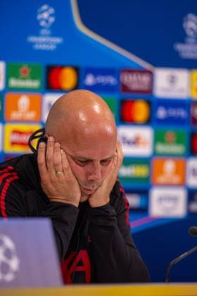 Football - UEFA Champions League - League Phase - Liverpool FC v Real Madrid CF - MD-1 LIVERPOOL, ENGLAND - Monday, November 3, 2025: Liverpool s head coach Arne Slot during a press conference, PK, Pressekonferenz at Anfield ahead of the UEFA Champions League game between Liverpool FC and Real Madrid CF. (Photo by David Rawcliffe Propaganda) LIVERPOOL Anfield MERSEYSIDE ENGLAND  Copyright: xDavidxRawcliffex P2025-11-03-Liverpool_Real_Madrid_MD-1-77