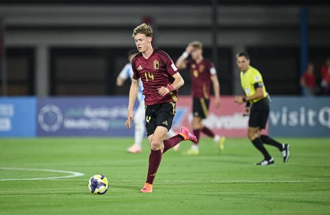 Fussball, Junioren U 17 WM 2025 Vorrunde 03.11.2025 Gruppe D Argentinien - Belgien Daan Braspenning (Belgien) am Ball
