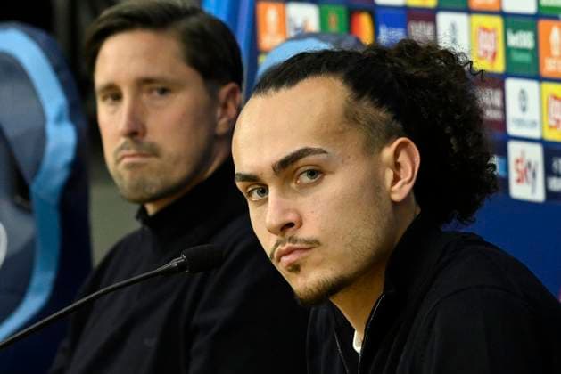 November 3, 2025, Napoli, ITALIA: Eintracht Frankfurt s assistant coach Jan Fieber (L) and Eintracht Frankfurt s defender Arthur Theate attend press conference, PK, Pressekonferenz in Naples, Italy, 3 november 2025. Eintracht Frankfurt will face Napoli in their UEFA Champions League match on 4 november 2025 .ANSA CIRO FUSCO. UEFA Champions League Napoli Vs Eintracht Frankfurt  - ZUMAa110 20251103_zaf_a110_029 Copyright: xCiroxFuscox
