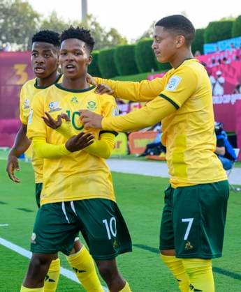 South Africa v Bolivia: Group A - FIFA U-17 World Cup Qatar 2025 WITBOOI Emile (C) of South Africa celebrates with his teammates after scoring the goal during the FIFA U-17 World cup Qatar 2025 group A match between South Africa and Bolivia in Doha, Qatar, on November 3, 2025 DOHA Qatar Copyright: xNOUSHADx