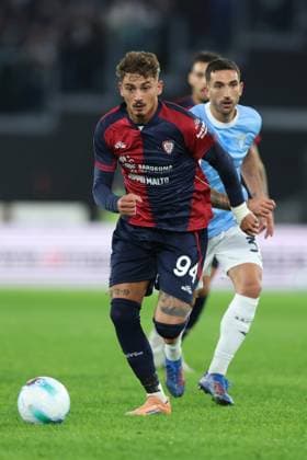 Football: Serie A Enilive 2025-2026 matchday, 10, SS Lazio and Cagliari Calcio Rome, Italy November 3, 2025: Sebastiano Esposito of Cagliari Calcio seen in action during the Serie A Enilive 2025-2026 football matchday 10, between SS Lazio vs Cagliari Calcio at Olympic Stadium. rome olympic stadium italy italy Copyright: xmarcoxiacobucci