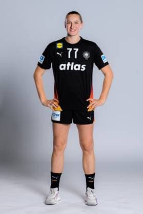Gummersbach: Handball Frauen Deutschland - Fotoshooting Viola Leuchter (Deutschland) Gummersbach Schwalbe Arena Deutschland