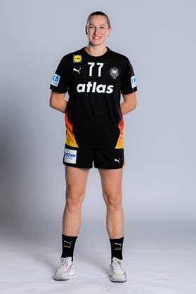 Gummersbach: Handball Frauen Deutschland - Fotoshooting Viola Leuchter (Deutschland) Gummersbach Schwalbe Arena Deutschland