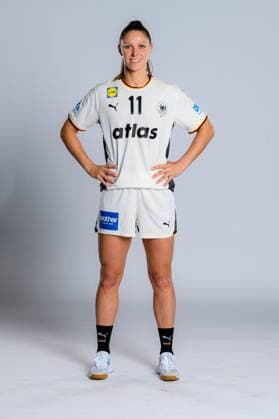 Gummersbach: Handball Frauen Deutschland - Fotoshooting Xenia Smits (Deutschland) Gummersbach Schwalbe Arena Deutschland