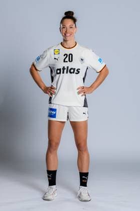 Gummersbach: Handball Frauen Deutschland - Fotoshooting Emily Vogel (Deutschland) Gummersbach Schwalbe Arena Deutschland