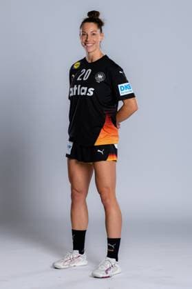 Gummersbach: Handball Frauen Deutschland - Fotoshooting Emily Vogel (Deutschland) Gummersbach Schwalbe Arena Deutschland