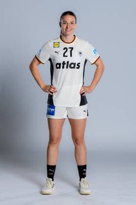 Gummersbach: Handball Frauen Deutschland - Fotoshooting Julia Maidhof (Deutschland) Gummersbach Schwalbe Arena Deutschland