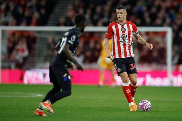 3rd November 2025; Stadium of Light, Sunderland, England; Premier League Football, Sunderland versus Everton; Granit& xa0;Xhaka of Sunderland closed down by Idrissa Gueye of Everton  CraigxCowan