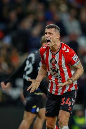 3rd November 2025; Stadium of Light, Sunderland, England; Premier League Football, Sunderland versus Everton; Granit& xa0;Xhaka of Sunderland shouts out instructions to his team mates  CraigxCowan