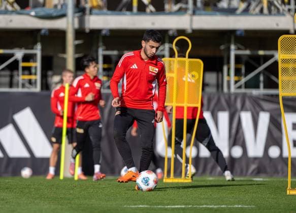 Fußball, Herren, Saison 2025 2026, 1. Bundesliga, 1. FC Union Berlin, Training, Livan Burcu (1. FC Union Berlin), 04.11. 2025, Copyright: xMatthiasxKochx