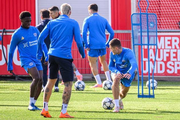 LEVERKUSEN, GERMANY - 4 NOVEMBER, 2025: Ernest Poku, Patrik Schick - UEFA Champions League, MD-1, Practice Bayer 04 at BayArena.  Copyright: xx