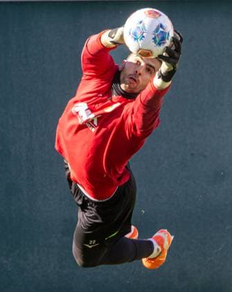 Nediljko LabroviÄ‡ (Torwart FC Augsburg), Parade; FC Augsburg, Training,