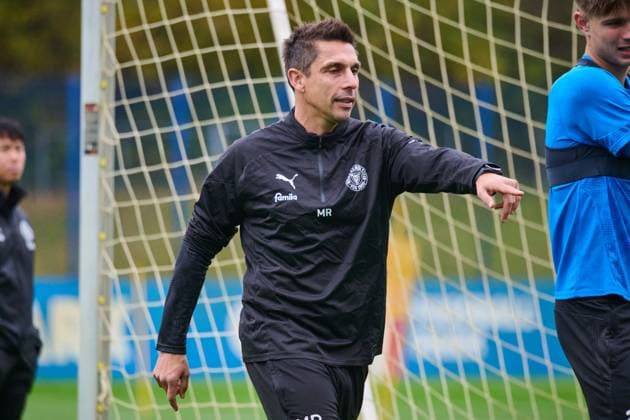 04.11.2025, Fußball, Herren, 2.BL, Saison 2025 2026, Training Holstein Kiel Trainer Marcel Rapp Kiel, Projensdorf Projensdorf, Trainigsplatz, Rase Schleswig-Holstein Deutschland