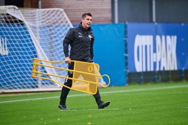 04.11.2025, Fußball, Herren, 2.BL, Saison 2025 2026, Training Holstein Kiel Trainer Marcel Rapp Kiel, Projensdorf Projensdorf, Trainigsplatz, Rase Schleswig-Holstein Deutschland