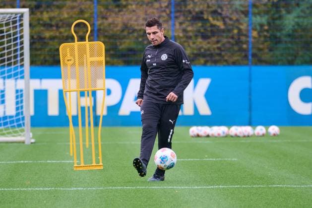 04.11.2025, Fußball, Herren, 2.BL, Saison 2025 2026, Training Holstein Kiel Trainer Marcel Rapp Kiel, Projensdorf Projensdorf, Trainigsplatz, Rase Schleswig-Holstein Deutschland