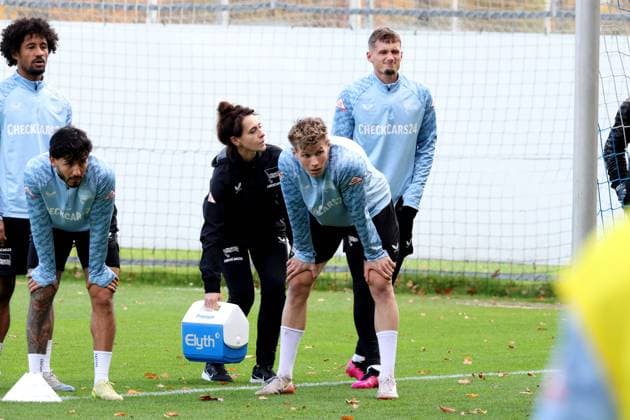 2.FBL, Hertha BSC Training, 04.11.2025, Hertha BSC Training, Sportforum, im Bild Michael Cuisance (Hertha BSC Berlin 10), Luca Schuler (Hertha BSC Berlin 18)