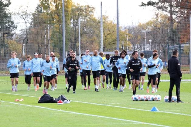 2.FBL, Hertha BSC Training, 04.11.2025, Hertha BSC Training, Sportforum, im Bild Hertha-Spielerkreis