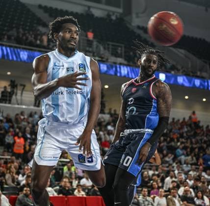 Turk Telekom v Panionios - BKT EuroCup Basketball ANKARA, TURKIYE - NOVEMBER 04: Jaleen Smith (9) of Turk Telekom in action during the 6th week of the BKT EuroCup between Turk Telekom and Panionios at the Ankara Sports Hall on November 04, 2025 in Ankara, Turkiye. Cem Genco Anadolu Ankara Turkey. Editorial use only. Please get in touch for any other usage.  Copyright: x2025xAnadoluxCemxGencox