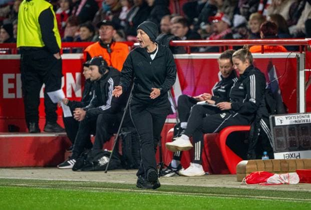 Fußball, Frauen, Saison 2025 2026, Google Pixel Frauen-Bundesliga (9. Spieltag), 1. FC Union Berlin - VfL Wolfsburg, Trainerin Ailien Poese (1. FC Union), 04.11. 2025, Copyright: xMatthiasxKochx
