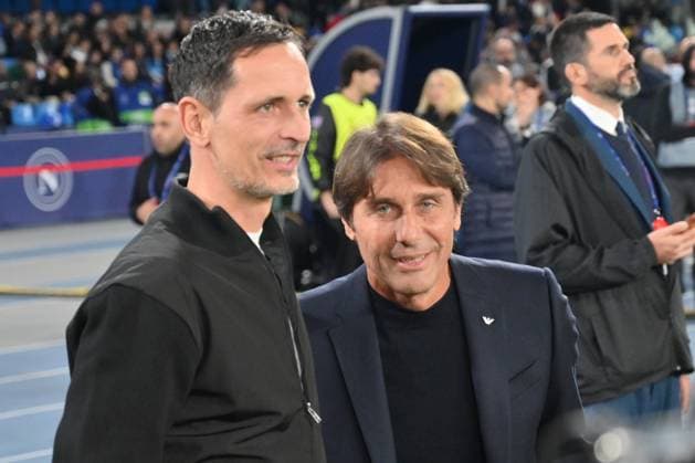 Antonio Conte coach of SSC Napoli and Dino Toppmoller during the Uefa Champions League match between SSC Napoli vs Eintracht Frankfurt at Diego Armndo Maradona Stadium  Copyright: xDaniloxGemito IPAxSportx xipa-agency.netx xx IPA_67524039 IPA_Agency_IPA67524039