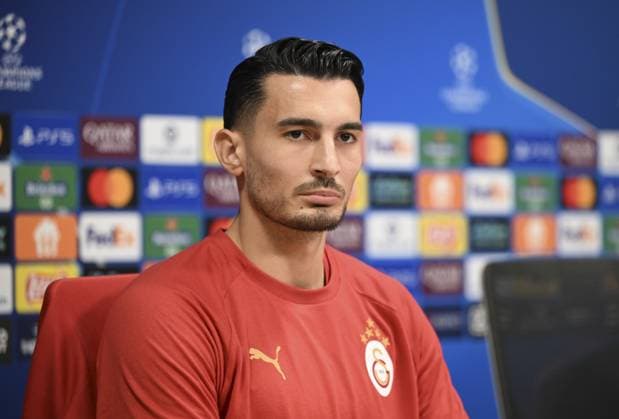 Ahead of UEFA Champions League: Ajax v Galatasaray AMSTERDAM, NETHERLANDS - NOVEMBER 4: Galatasaray head coach Okan Buruk (not seen) and goalkeeper Ugurcan Cakir hold a press conference, PK, Pressekonferenz at Johan Cruijff Arena ahead of their UEFA Champions League week 4 match against Ajax, in Amsterdam, Netherlands, on November 4, 2025. Halil Sagirkaya Anadolu Amsterdam Netherlands. Editorial use only. Please get in touch for any other usage.  Copyright: x2025xAnadoluxHalilxSagirkayax