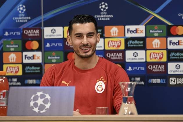 Ahead of UEFA Champions League: Ajax v Galatasaray AMSTERDAM, NETHERLANDS - NOVEMBER 4: Galatasaray head coach Okan Buruk (not seen) and goalkeeper Ugurcan Cakir hold a press conference, PK, Pressekonferenz at Johan Cruijff Arena ahead of their UEFA Champions League week 4 match against Ajax, in Amsterdam, Netherlands, on November 4, 2025. Halil Sagirkaya Anadolu Amsterdam Netherlands. Editorial use only. Please get in touch for any other usage.  Copyright: x2025xAnadoluxHalilxSagirkayax