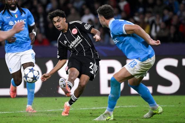 Nathaniel Brown of Eintracht Frankfurt shoots during the UEFA Champions League 2025 2026 football match between SSC Napoli and Eintracht Frankfurt at Diego Armando Maradona stadium in Naples (Italy), November 04th, 2025. AndreaxStaccioli