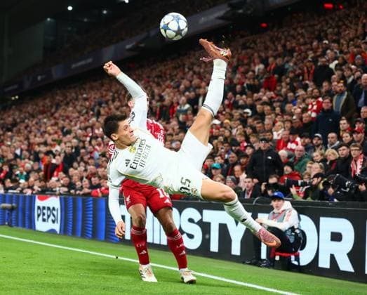 Arda Güler of Real Madrid clears from Alexis Mac Allister of Liverpool Liverpool v Real Madrid, UEFA Champions League, Group Stage, Football, Anfield, Liverpool, UK - 04 Nov 2025Liverpool Anfield United Kingdom EDITORIAL USE ONLY No use with unauthorised audio, video, data, fixture lists, club league logos or live services. Online in-match use limited to 120 images, no video emulation. No use in betting, games or single club league player publications. Copyright: xPaulxCurrie Shutterstockx 15642053bo