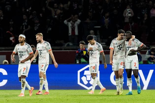 UEFA Champions League: FC Paris Saint-Germain - FC Bayern München; 04.11.2025 Jubel zum 2:0 durch Luis Diaz (FC Bayern München, 14), Tor, Torjubel PARIS, FRANKREICH 4. NOVEMBER: UEFA Champions League Spieltag 4, FC Paris Saint-Germain vs FC Bayern München, Parc des Princes am 04.11..2025 Copyright: xBEAUTIFULxSPORTS Wunderlx