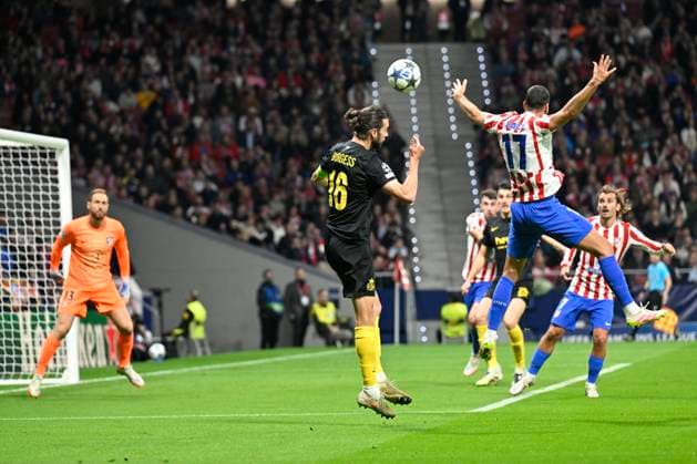 Atletico de Madrid v Royale Union Saint-Gilloise - UEFA Champions League MADRID, SPAIN - NOVEMBER 04 : Burgess Christian defender of Union Saint-Gilloise in action during the UEFA Champions League 2025 26 League Phase MD4 match between Atletico de Madrid and Royale Union Saint-Gilloise on November 4, 2025 in Madrid, Spain, 04 11 2025 Madrid Spain  Copyright: xJanxDexMeuleneirx