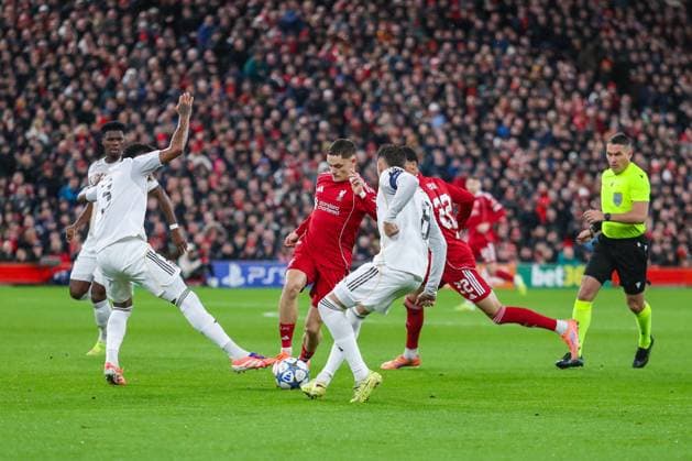 Liverpool v Real Madrid, UEFA Champions League Florian Wirtz Of Liverpool in action during the Liverpool v Real Madrid UEFA Champions League Round 1 League Stage match at Anfield, Liverpool, England on 4 November 2025 Credit: Lee Keuneke Every Second Media Editorial use only. All images are copyright Every Second Media Limited. No images may be reproduced without prior permission. Copyright: xIMAGO EveryxSecondxMediax ESM-1654-0043 LeexKeunekex xEveryxSecondxMediax