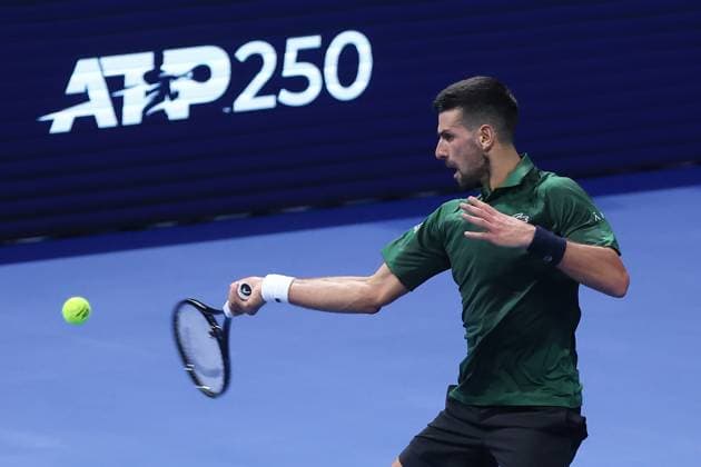 ATP, Tennis Herren 250 tournament in Athens ATHENS, GREECE - NOVEMBER 4: Novak Djokovic of Serbia in action against Alejandro Tabilo of Chile during the Hellenic Championship ATP 250, at OAKA Olympic Athletic Center, in Athens, Greece, on November 4, 2025. Costas Baltas Anadolu Athens Greece. Editorial use only. Please get in touch for any other usage.  Copyright: x2025xAnadoluxCostasxBaltasx