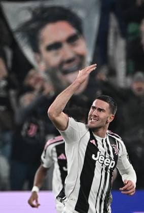 Juventus v Sporting Lisbon - UEFA Champions League TURIN, ITALY, NOVEMBER 4: Juventus Dusan Vlahovic celebrates after scores his team s first goal during the League phase UEFA Champions League football match between Juventus and Sporting Lisbon at the Juventus Stadium in Turin, Italy, on November 4, 2025. Isabella Bonotto Anadolu Turin World. Editorial use only. Please get in touch for any other usage.  Copyright: x2025xAnadoluxIsabellaxBonottox