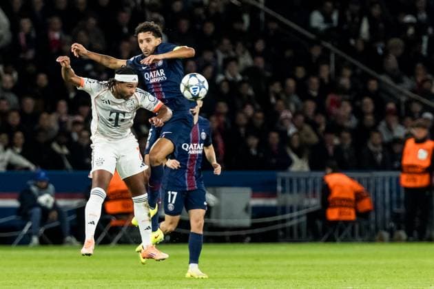 UEFA Champions League: FC Paris Saint-Germain - FC Bayern München; 04.11.2025 Kopfballduell Serge Gnabry (FC Bayern München, 7), Marquinhos (FC Paris Saint-Germain, 5) PARIS, FRANKREICH 4. NOVEMBER: UEFA Champions League Spieltag 4, FC Paris Saint-Germain vs FC Bayern München, Parc des Princes am 04.11..2025 Copyright: xBEAUTIFULxSPORTS Wunderlx