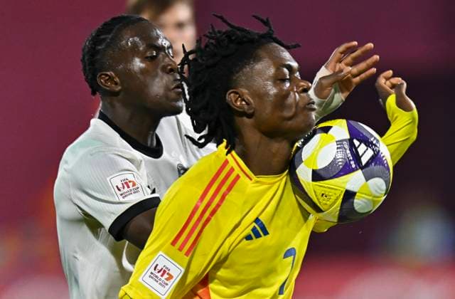 Germany v Colombia: Group G - FIFA U-17 World Cup Qatar 2025 Osman TURAY (L) of Germany and Cristian FLOREZ of Colombia in action during the FIFA U-17 World Cup Qatar 2025 Group G match between Germany and Colombia in Doha, Qatar, on November 4, 2025 DOHA Qatar Copyright: xNOUSHADx