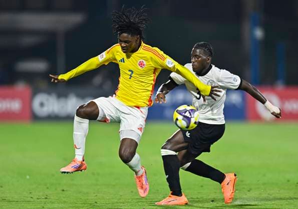 Germany v Colombia: Group G - FIFA U-17 World Cup Qatar 2025 Juan CATANO (R) of Germany and Cristian FLOREZ of Colombia in action during the FIFA U-17 World Cup Qatar 2025 Group G match between Germany and Colombia in Doha, Qatar, on November 4, 2025 DOHA Qatar Copyright: xNOUSHADx