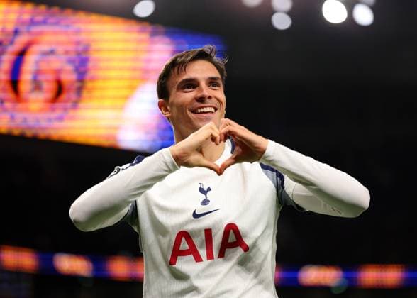 4th November 2025; Tottenham Hotspur Stadium, London, England; UEFA Champions League Football, Tottenham Hotspur versus FC Copenhagen; Joao Palhinha of Tottenham Hotspur celebrates after scoring his sides 4th goal in the 72nd for 4-0  JohnxPatrickxFletcher