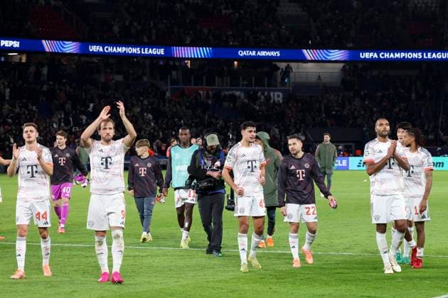 FOOTBALL : Paris Saint Germain Vs Bayern Munich - Ligue des Champions - 04 11 2025 Joie Bayern Munich - Josip Stanisic (FC Bayern Munich) - Harry Kane (FC Bayern Munich) - Aleksandar Pavlovic (FC Bayern Munich) - Raphael Guerreiro (FC Bayern Munich) - Jonathan Tah (FC Bayern Munich) - Michael Olise (FC Bayern Munich) ParisFrance  Copyright: xMichtofx