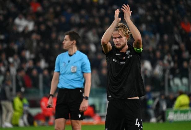 CALCIO - UEFA Champions League - Juventus FC vs Sporting CP Morten Hjulmand (SCP Sporting Lisbona) in action during Juventus FC vs Sporting CP, UEFA Champions League football match in Turin, Italy, November 04 2025 Turin Italy  Copyright: xIPAxSport ABACAx