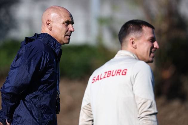 SOCCER - UEFA EL, RBS vs Deventer SALZBURG,AUSTRIA,05.NOV.25 - SOCCER - UEFA Europa League, Red Bull Salzburg vs Go Ahead Eagles Deventer, preview, training RBS. Image shows head coach Thomas Letsch (RBS).  GEPAxpictures xDavidxGeieregger