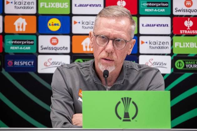 SOCCER - UEFA ECL, Rapid vs Craiova VIENNA,AUSTRIA,05.NOV.25 - SOCCER - UEFA Conference League, SK Rapid Wien vs CS Universitatea Craiova, preview, press conference, PK, Pressekonferenz Rapid. Image shows head coach Peter Stoeger (Rapid).  GEPAxpictures xPhilippxBrem