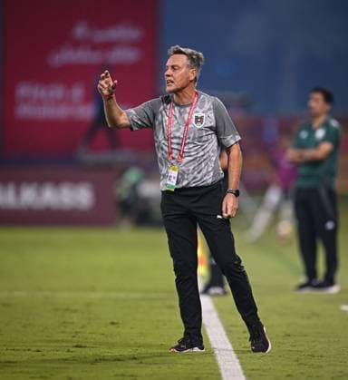 Fussball, Junioren U 17 WM 2025 Doha Katar Vorrunde 05.11.2025 Gruppe L Oesterreich - Saudi Arabien Trainer Hermann Stadler (Oesterreich)