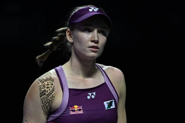 Elena Rybakina v Ekaterina Alexandrova - 2025 WTA, Tennis Damen Finals RIYADH, SAUDI ARABIA – NOVEMBER 5: Elena Rybakinaof Kazakhstan plays against Ekaterina Alexandrova (not seen) during their final group-stage match on Day 5 of the 2025 WTA Finals, part of the Hologic WTA Tour, at King Saud University Indoor Arena in Riyadh, Saudi Arabia, on November 5, 2025. Artur Widak Anadolu Riyadh Saudi Arabia. Editorial use only. Please get in touch for any other usage.  Copyright: x2025xAnadoluxArturxWidakx