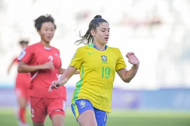 19 Iseppe (Midfielder) of Brazil U-17 is in action during the FIFA U-17 Women s World Cup Morocco 2025 Semifinal match between Brazil and Korea DPR in Rabat, Morocco, on November 5, 2025, at the Olympic Stadium  Copyright: xAndreaxAmato IPAxSportx xipa-agency.netx xx IPA_67566997 IPA_Agency_IPA67566997